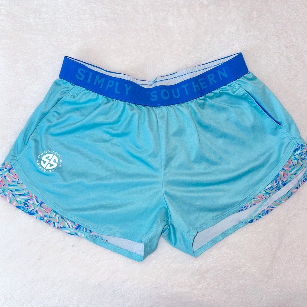 SIMPLY SOUTHERN‎ PREPPY ABSTRACT CHEER SHORTS Medium